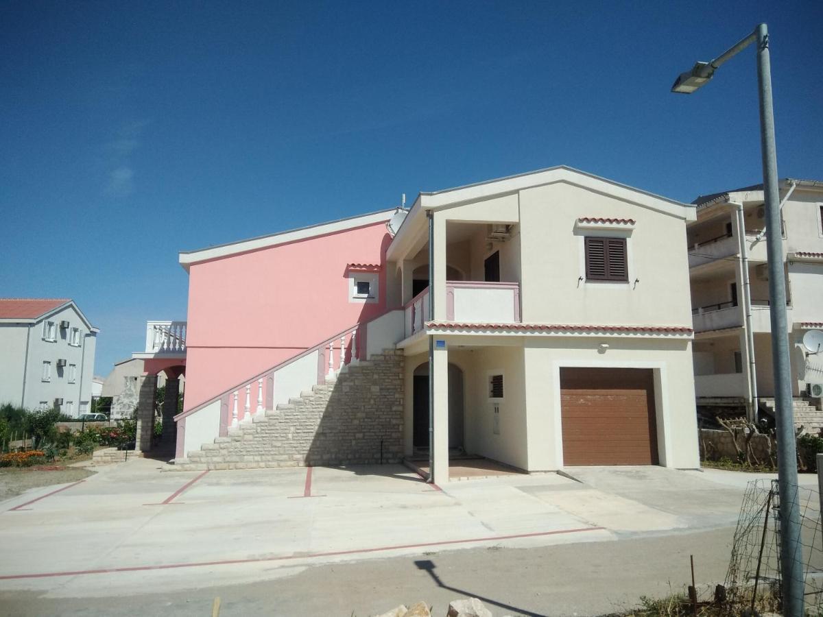Apartmani Peko Pag Town Exterior foto
