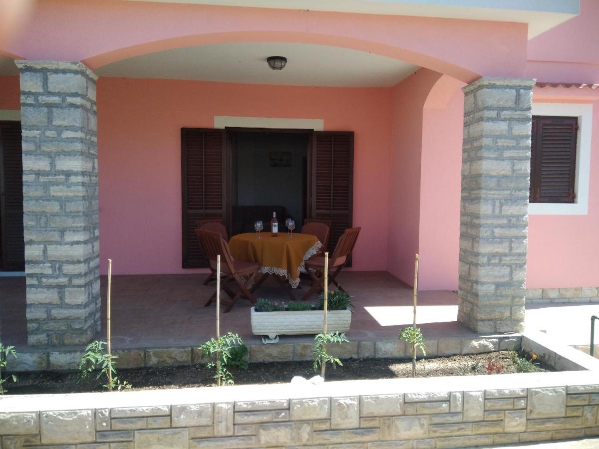 Apartmani Peko Pag Town Exterior foto